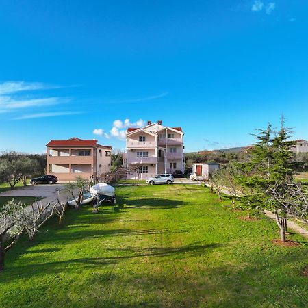 Beachfront Apartments Jermen Sukošan 외부 사진