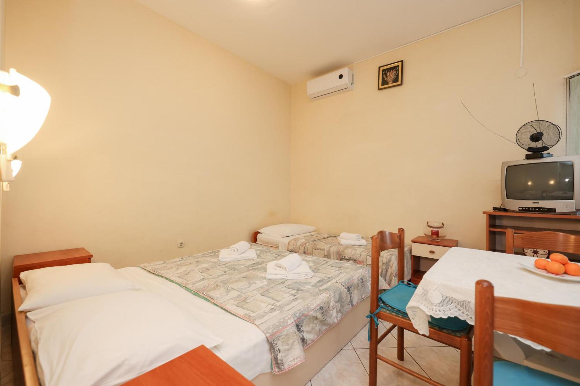 Beachfront Apartments Jermen Sukošan 외부 사진
